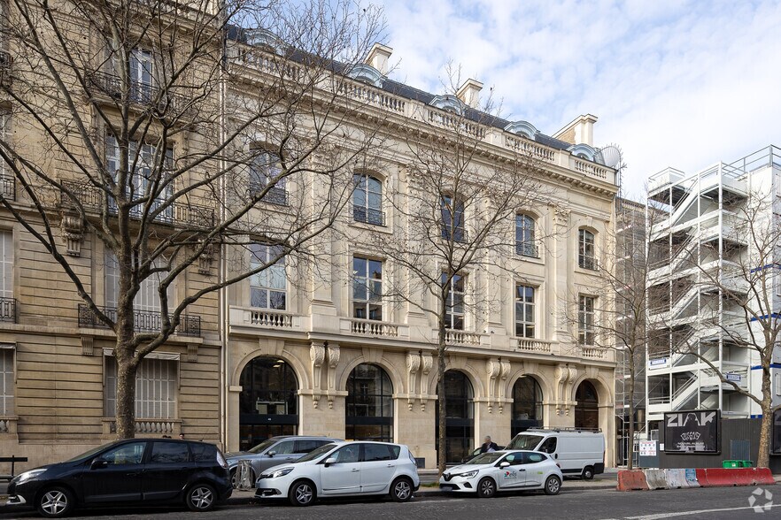 49 Avenue D'Iena, Paris en alquiler - Foto del edificio - Imagen 2 de 5