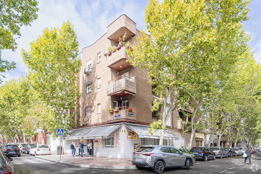 Calle Huerta de Villaverde, Madrid, Madrid en venta - Foto del edificio - Imagen 3 de 5