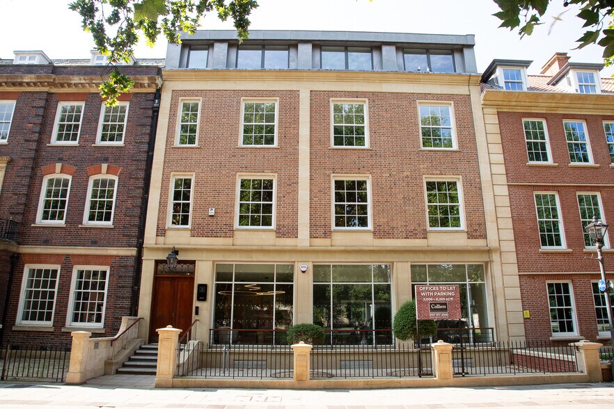 31-32 Queen Sq, Bristol en alquiler - Foto del edificio - Imagen 2 de 4