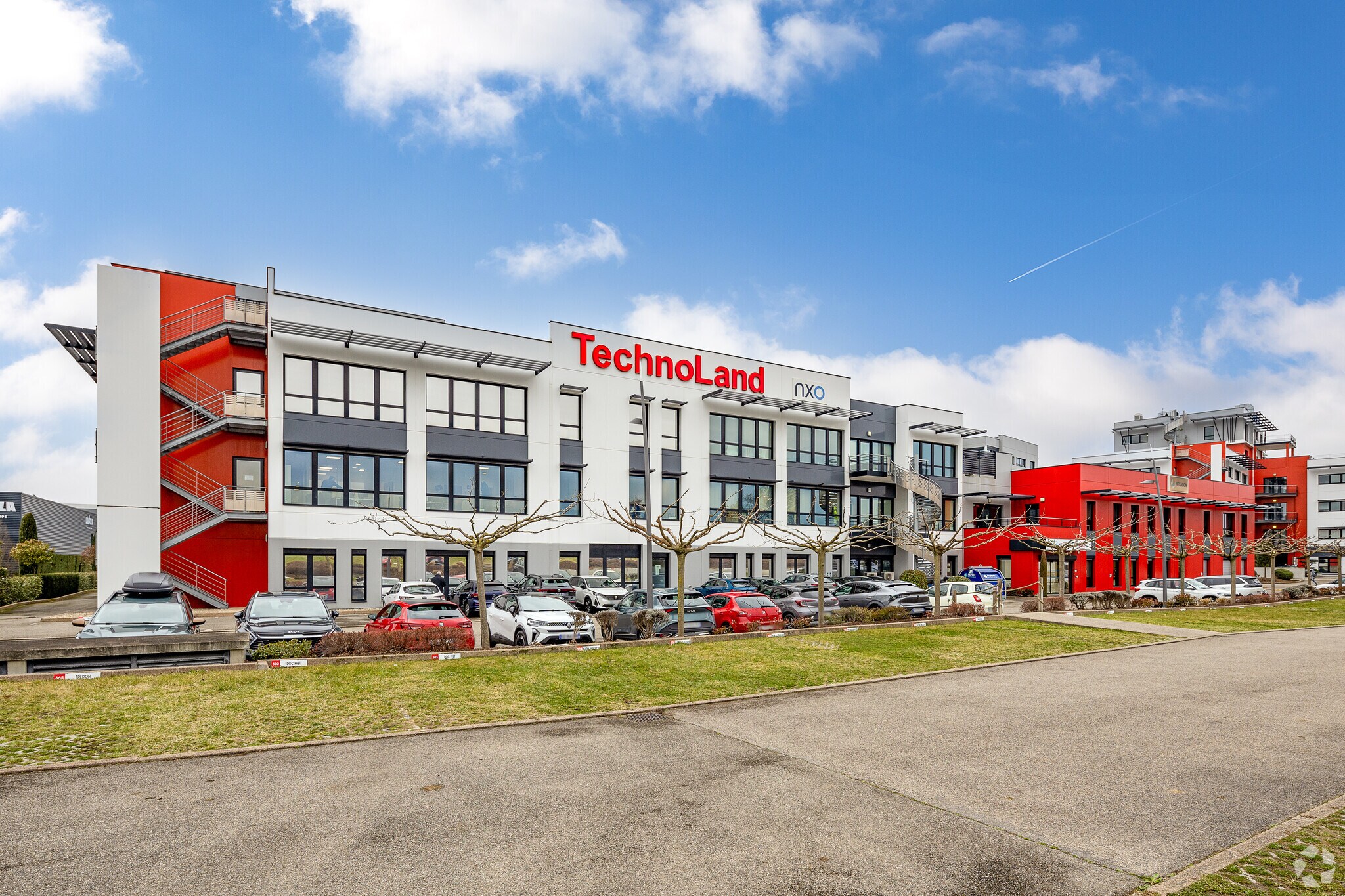 1-3 Allée Des Abruzzes, Saint-Priest en alquiler Foto principal- Imagen 1 de 3