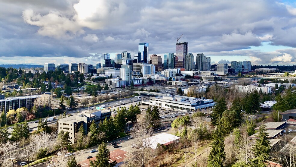 365 118th Ave SE, Bellevue, WA en venta - Foto del edificio - Imagen 3 de 7