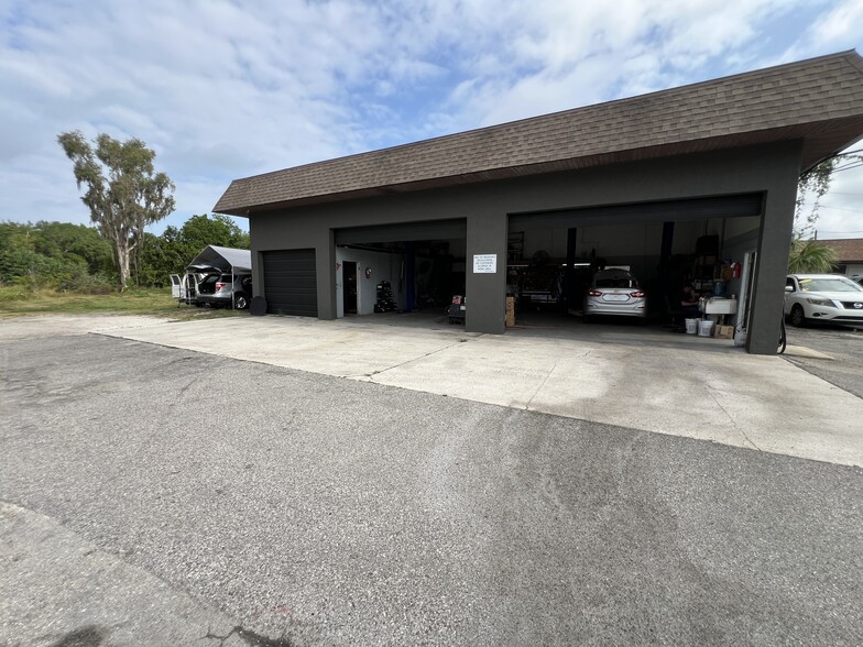 3220 9th St W, Bradenton, FL en venta - Foto del edificio - Imagen 3 de 5