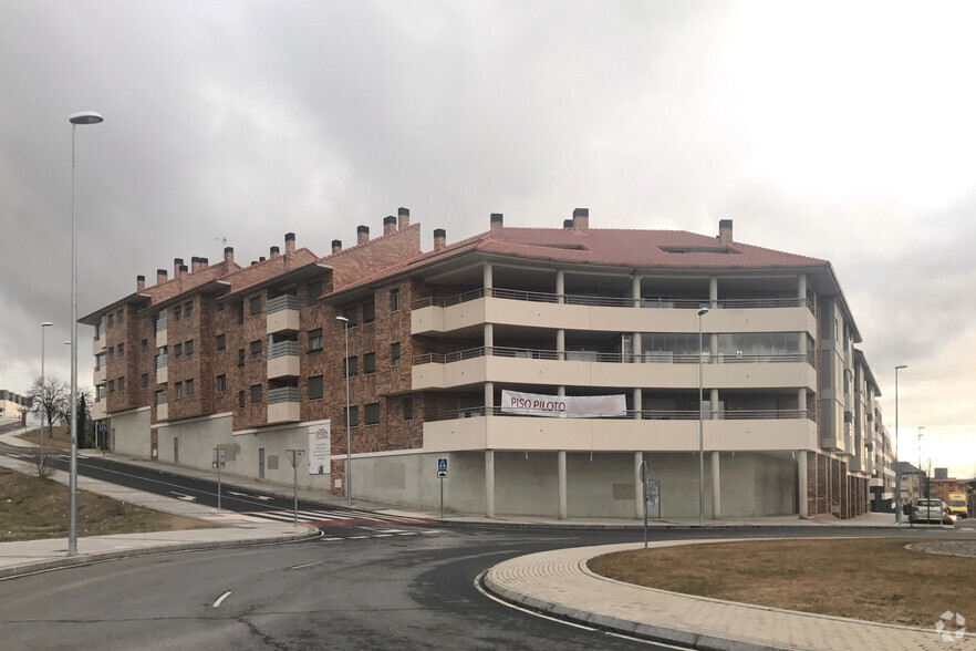 Edificios residenciales en Segovia, Segovia en venta - Foto del edificio - Imagen 2 de 2