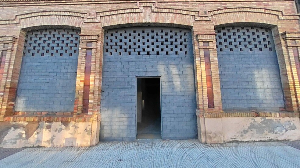 Local en Alfaro en venta - Foto del edificio - Imagen 1 de 13