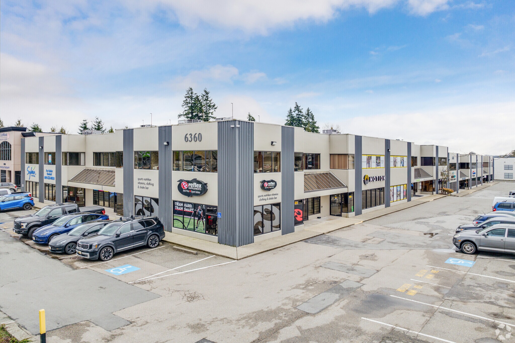 6360 202nd St, Langley Twp, BC en alquiler Foto del edificio- Imagen 1 de 5