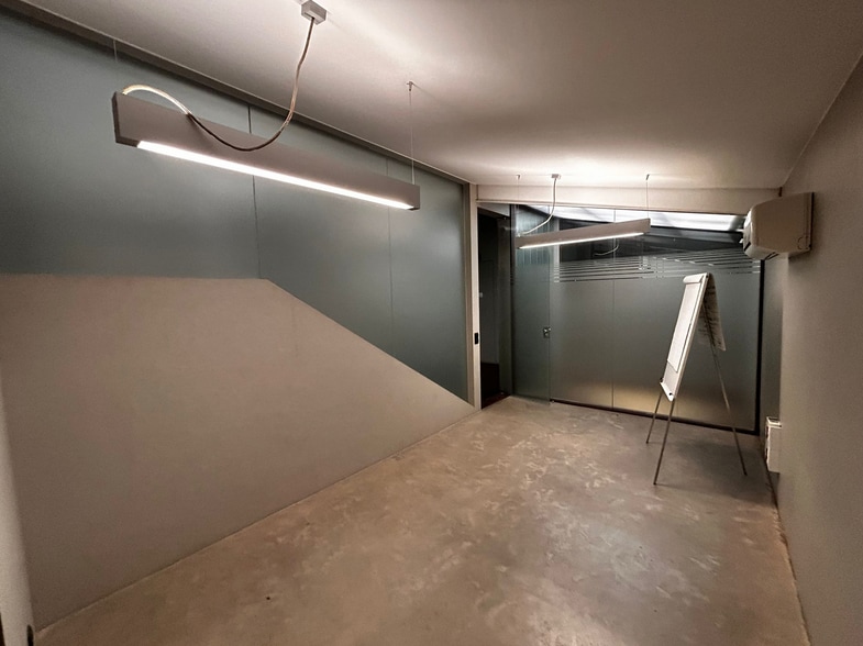 Nave en Alcorcón, Madrid en venta - Foto del interior - Imagen 2 de 7