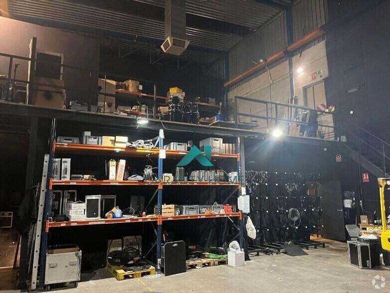 Nave en Móstoles, Madrid en alquiler - Foto principal - Imagen 1 de 4