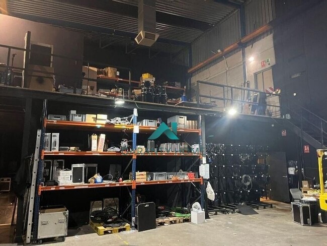 Más detalles de Nave en alquiler