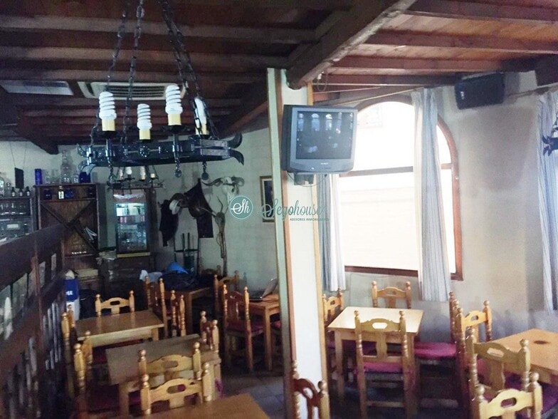 Hotel y hospedaje en Espirdo, Segovia en venta - Foto del interior - Imagen 1 de 5