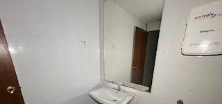 Local en Burjassot, Valencia en venta - Foto del interior - Imagen 3 de 5