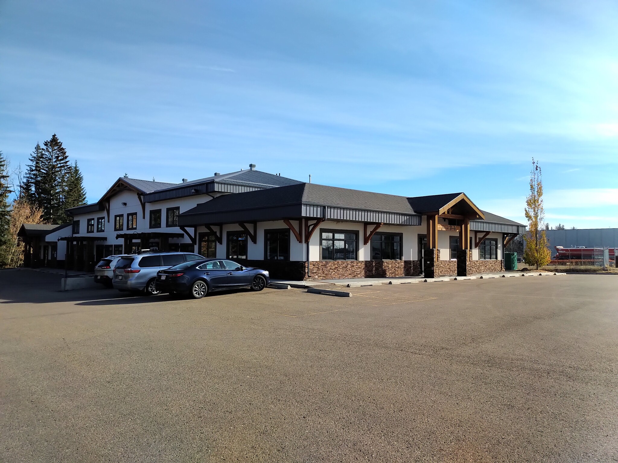 232 Spruce St, Red Deer County, AB en venta Foto del edificio- Imagen 1 de 4