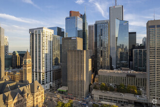 65 Queen St W, Toronto, ON - VISTA AÉREA  vista de mapa