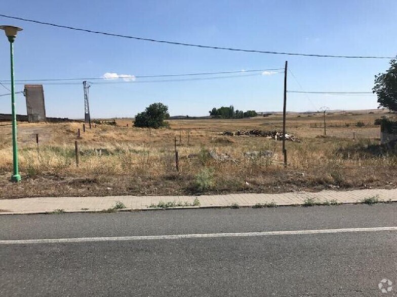 Calle Mayor, 61, Santa María la Real de Nieva, Segovia en venta - Foto principal - Imagen 1 de 1