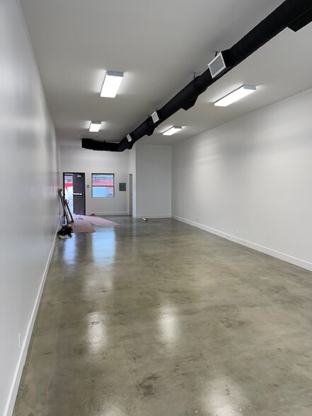 2918 W Magnolia Blvd, Burbank, CA en alquiler - Foto del interior - Imagen 3 de 3