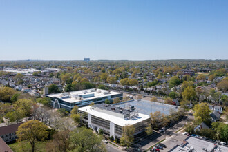 300 Old Country Rd, Mineola, NY - VISTA AÉREA  vista de mapa