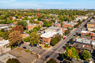 8477 Rue Hochelaga, Montréal, QC - VISTA AÉREA  vista de mapa - Image1