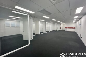 1 Hardner Rd, Mount Waverley en alquiler Foto del interior- Imagen 1 de 3