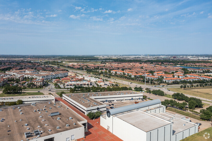 400 E Royal Ln, Irving, TX en alquiler - Vista aérea - Imagen 3 de 34