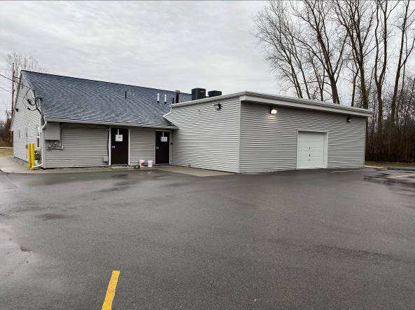 1750 Busha Hwy, Marysville, MI en venta - Foto del edificio - Imagen 2 de 5