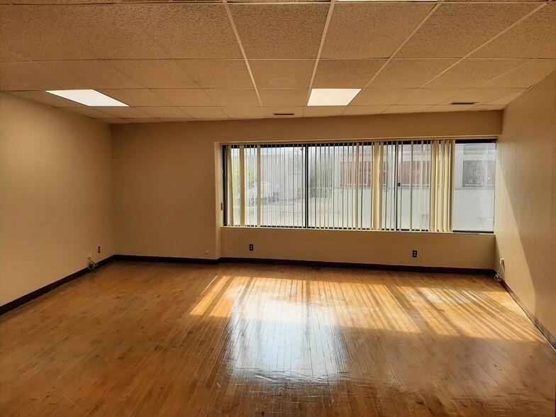 1437 Main St, Buffalo, NY en alquiler - Foto del interior - Imagen 2 de 6