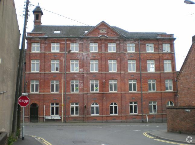 High St, Stoke On Trent en alquiler Foto principal- Imagen 1 de 2