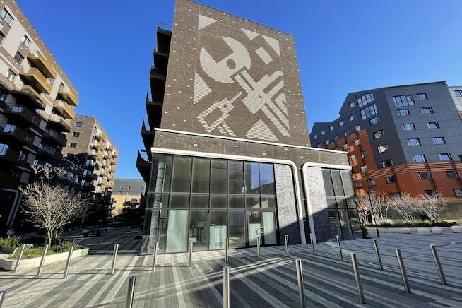 3 Vanguard Way, London en venta - Foto del edificio - Imagen 2 de 7