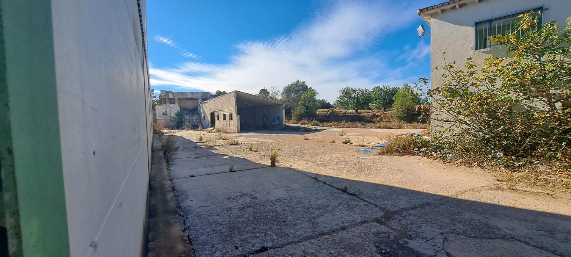 Nave en Alborache en venta Foto del edificio- Imagen 1 de 49