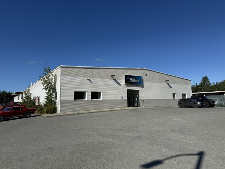 151 Warehouse Dr, Soldotna, AK en alquiler - Foto del edificio - Imagen 2 de 33