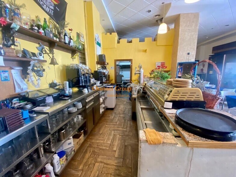 Local en Orihuela en alquiler - Foto del edificio - Imagen 2 de 11