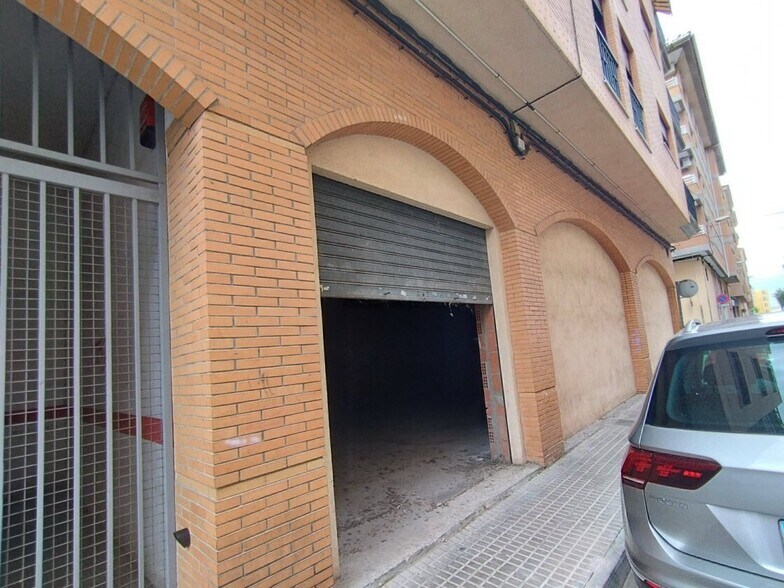 Local en ALMAZORA en venta - Foto del edificio - Imagen 2 de 17