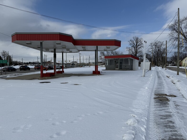 1912 Pine Grove Ave, Port Huron, MI en venta - Foto del edificio - Imagen 1 de 6