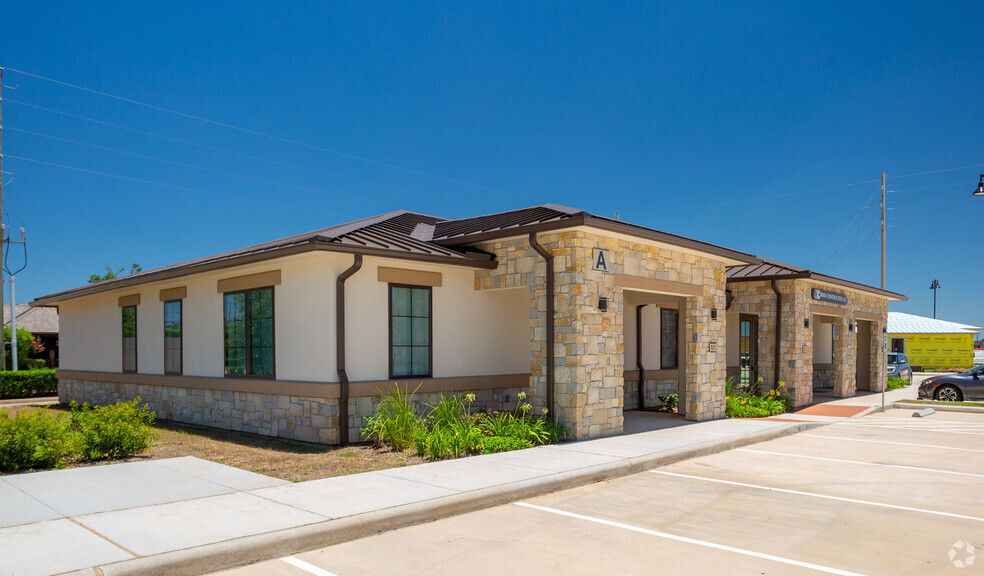 800 Bonaventure Way, Sugar Land, TX en venta - Foto principal - Imagen 2 de 15