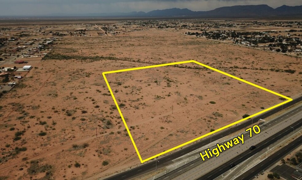 8429 Bataan Memorial West, Las Cruces, NM en venta - Foto del edificio - Imagen 1 de 8