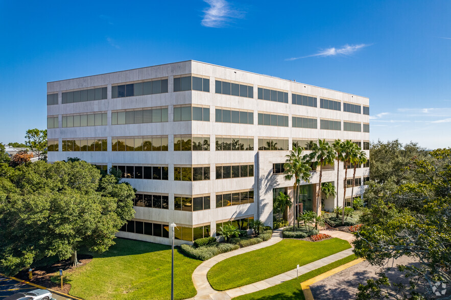 311 Park Place Blvd, Clearwater, FL en alquiler - Foto del edificio - Imagen 1 de 15