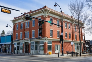 Más detalles de 6423 112 Av NW, Edmonton, AB - Local en venta