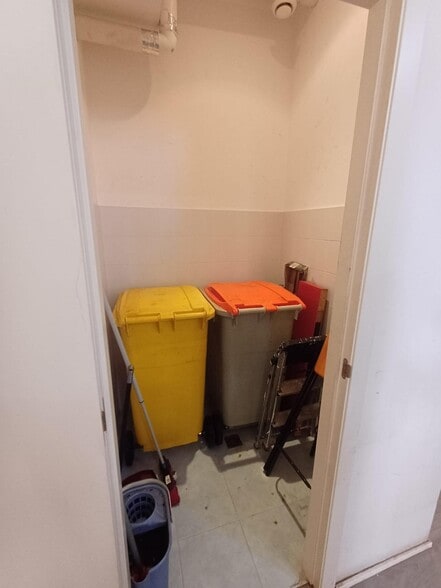 Local en Madrid, Madrid en alquiler - Foto del edificio - Imagen 1 de 10