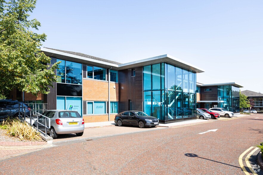 Crockford Ln, Chineham en alquiler - Foto del edificio - Imagen 2 de 2