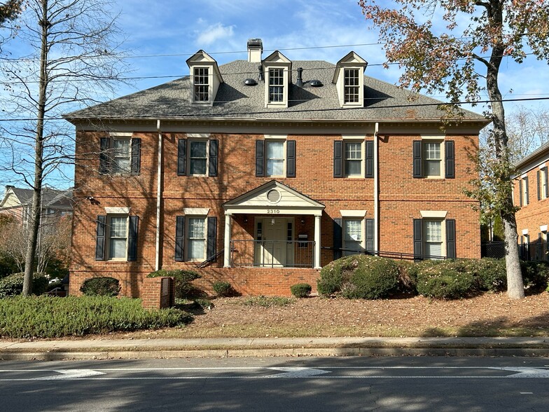 2310 Peachford Rd, Atlanta, GA en venta - Foto del edificio - Imagen 1 de 27