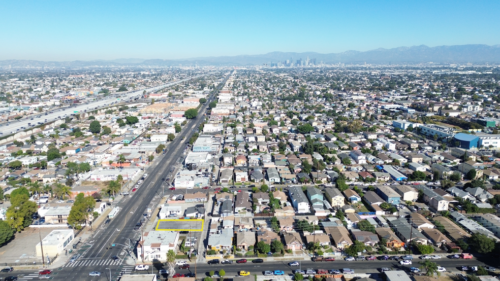 9118 S Broadway, Los Angeles, CA en venta - Foto del edificio - Imagen 3 de 3