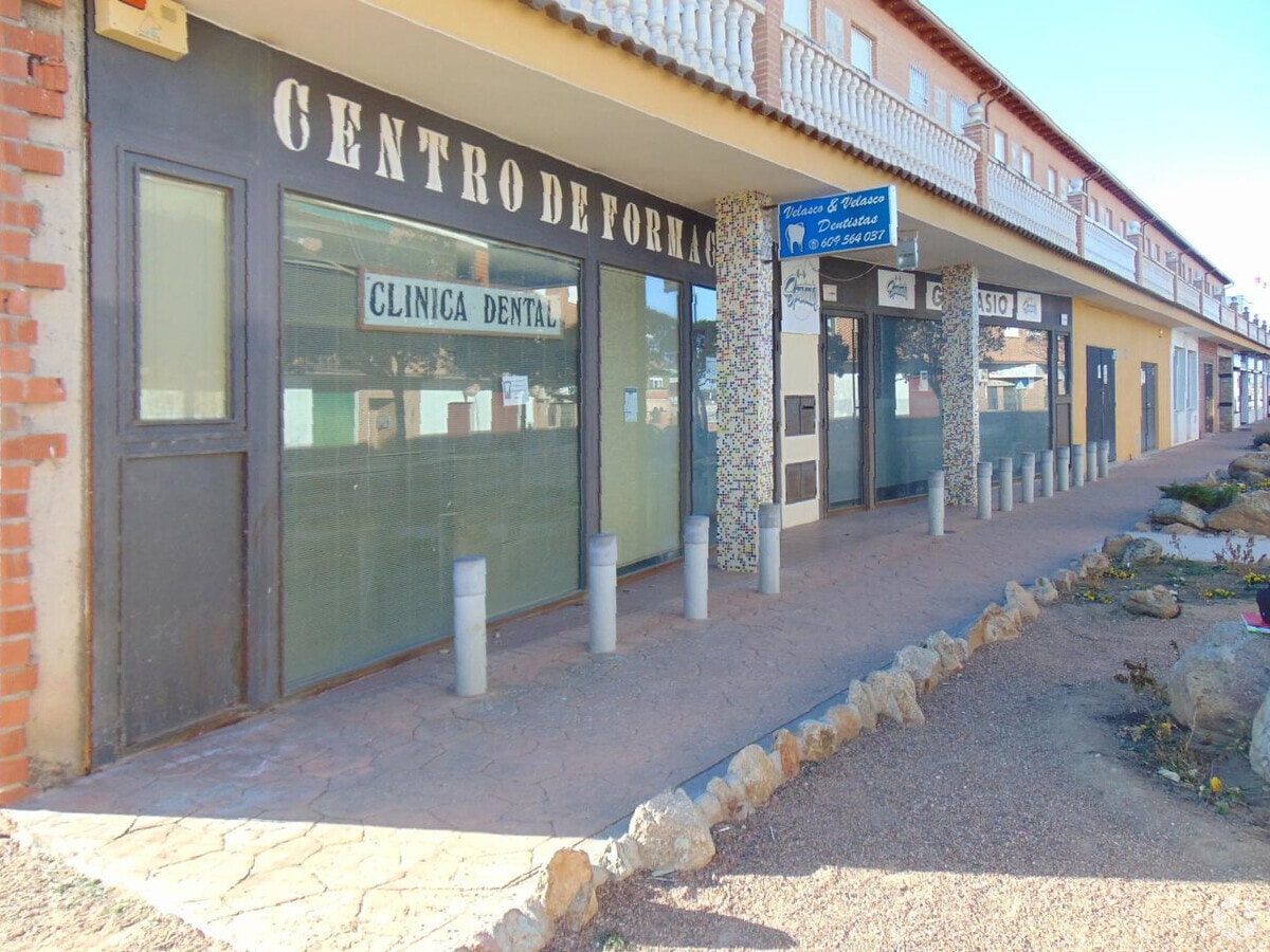 Avenida Pablo Garnica, 39, Alcaudete de la Jara, TOL 45662 - Unidad Puerta 26, Esc. 1 -  - Foto del interior - Image 2 of 18