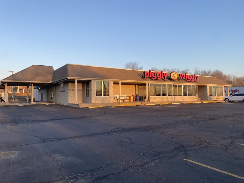 7838 Highway 25 E, Cross Plains, TN en venta - Foto del edificio - Imagen 2 de 4