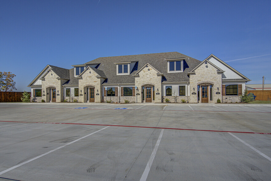 1301 Magnolia Ct, Moore, OK en alquiler - Foto del edificio - Imagen 1 de 18