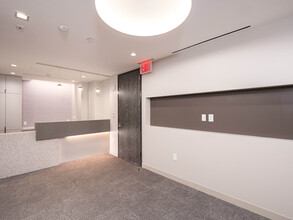 110 E 60th St, New York, NY en alquiler Foto del interior- Imagen 2 de 8