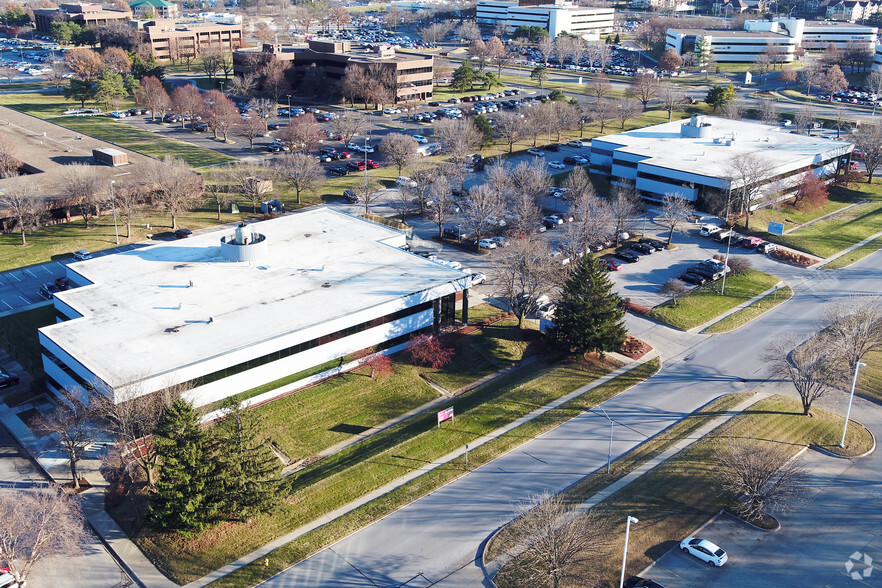 1601 48th St, West Des Moines, IA en alquiler - Foto del edificio - Imagen 1 de 1