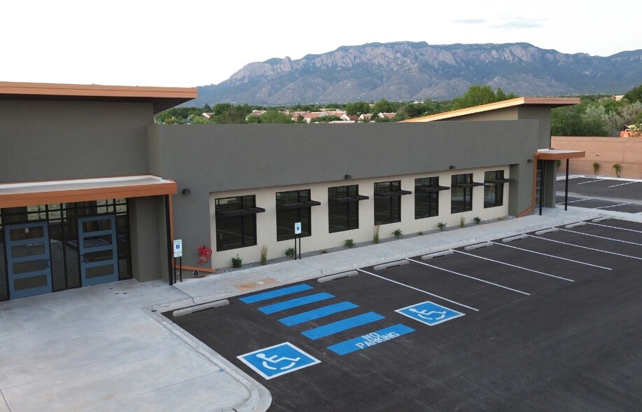 4710 Eubank Blvd NE, Albuquerque, NM en alquiler - Foto del edificio - Imagen 1 de 13