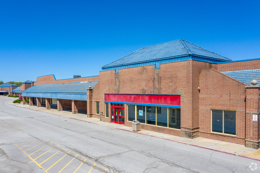 13920 E 40 Hwy, Independence, MO en alquiler - Foto del edificio - Imagen 2 de 37