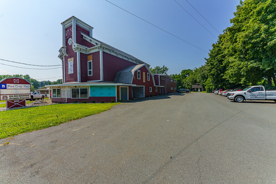 700 Columbia Tpke, East Greenbush, NY en alquiler - Foto del edificio - Imagen 3 de 13