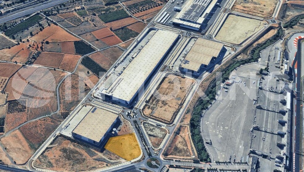 Terreno en Cheste, Valencia en venta - Vista aérea - Imagen 3 de 4