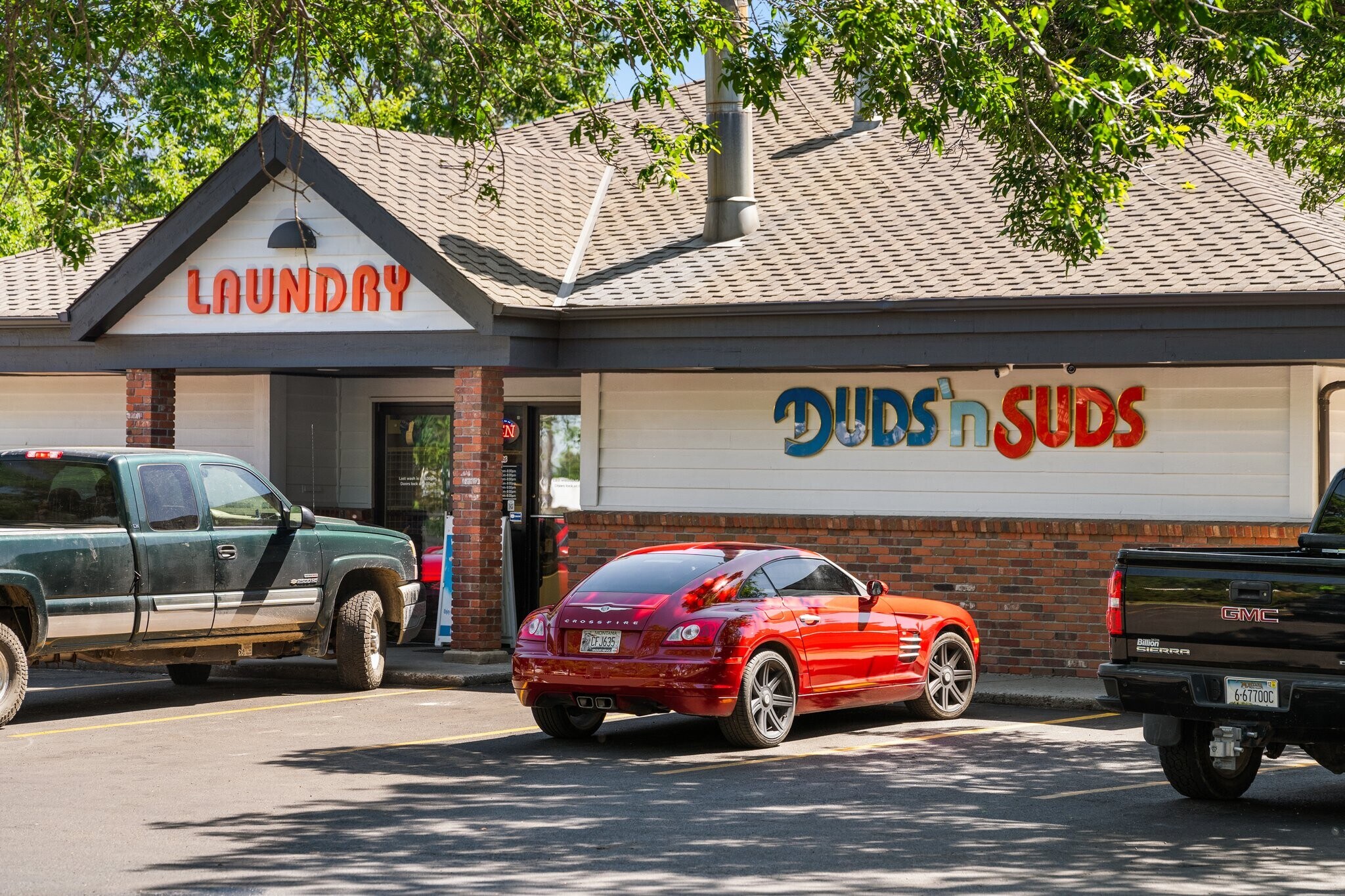 2 Iconic Bozeman Businesses cartera de 2 inmuebles en venta en LoopNet.es Foto del edificio- Imagen 1 de 129