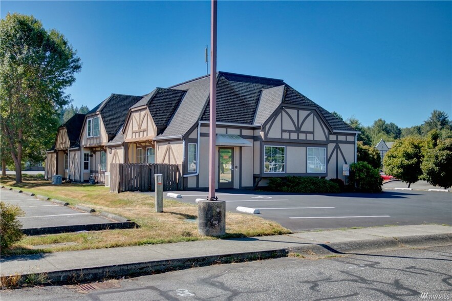 1520 Parker Way, Mount Vernon, WA en alquiler - Foto del edificio - Imagen 2 de 7